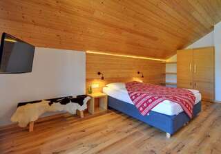 Отели типа «постель и завтрак» Dom Górski Карпач Улучшенный четырехместный номер с балконом-2